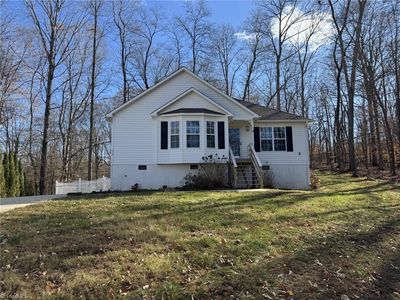 124 Conifer Ct, King, NC, 27021