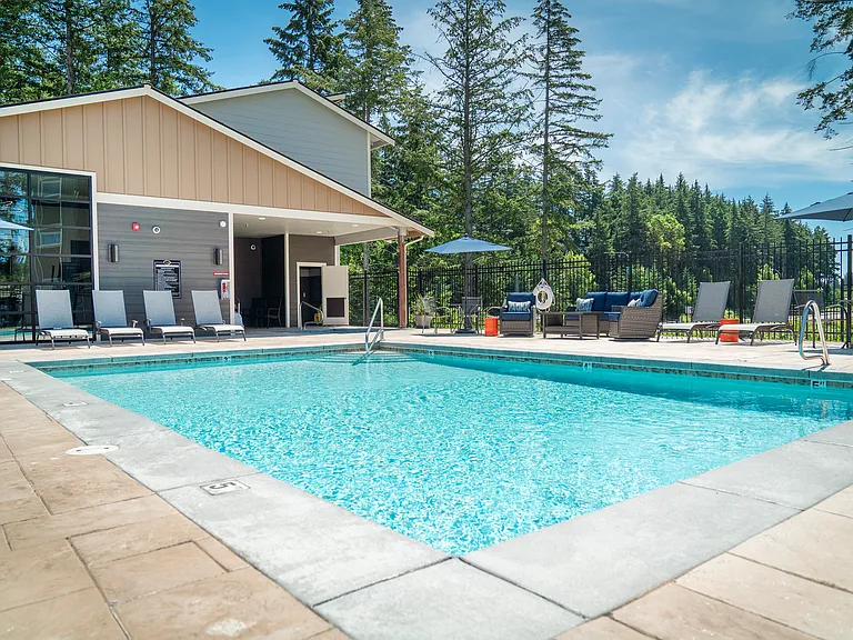 1500 Orchard Pool and Outdoor Lounge
