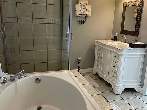 5th image of 4506 Cauley Ln