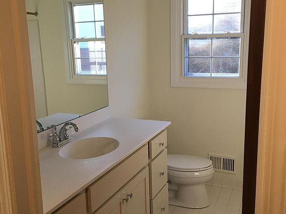 3rd image of 6264 Pepper Hill Dr #1