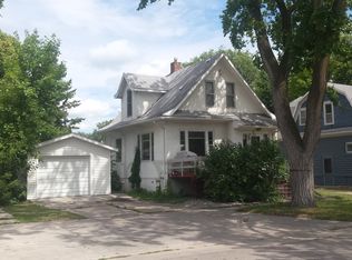 907 9th Ave N, Fargo, ND 58102