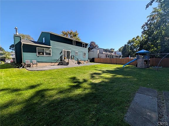 4th image of 8009 Ginger Rd