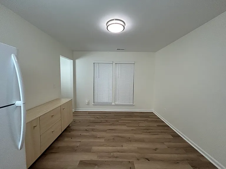 4015 Lake Charles Way — Photo 10