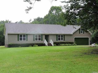 114 Robin Dr, South Mills, NC 27976