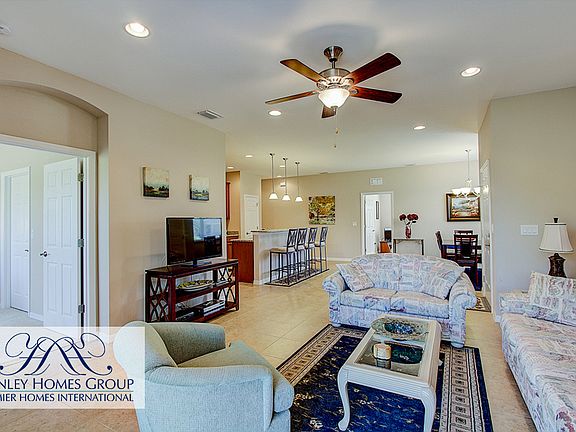 3rd image of 4390 Lenox Blvd