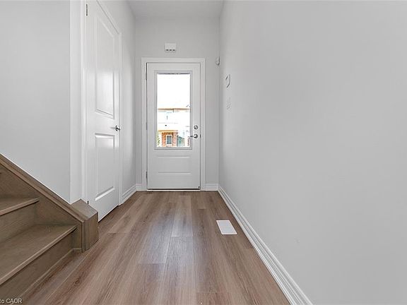 3rd image of 205 Thames Way #12