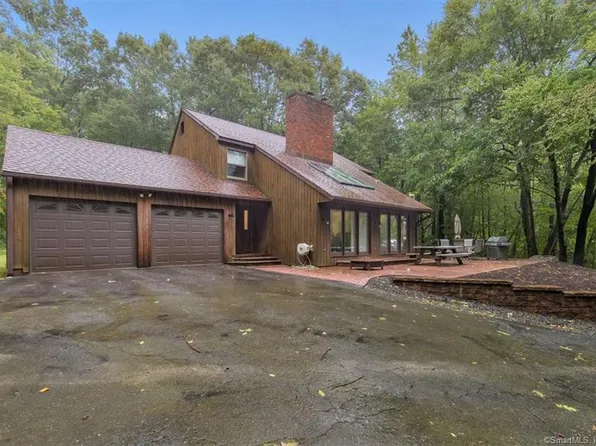 33 Deerwood Drive, Bethlehem, CT 06751