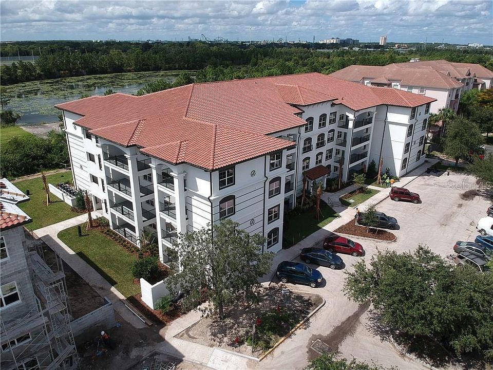 1st image of 4013 Breakview Dr #209