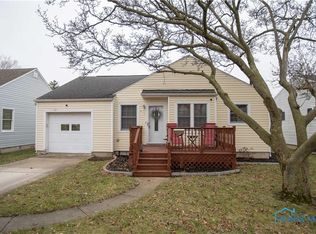 813 Cherry St, Genoa, OH 43430