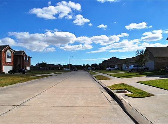 Welcome home to your quiet street and quiet neighborhood.
