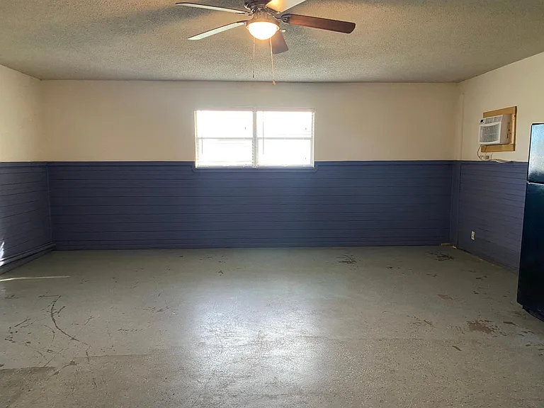 536 W Yoakum Ave — Photo 23