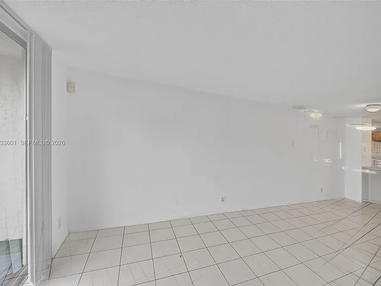 8750 N Sherman Cir #305 — Photo 56