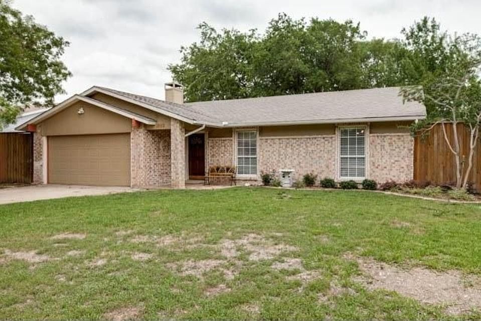 1st image of 1002 Candlewood Dr