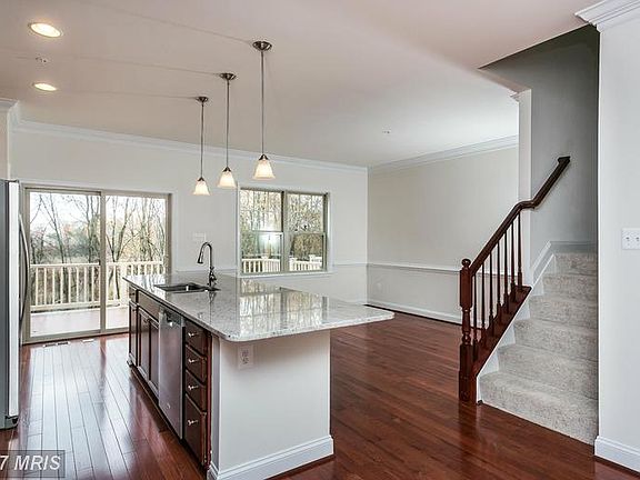 4th image of 209 Mill Crossing Ct