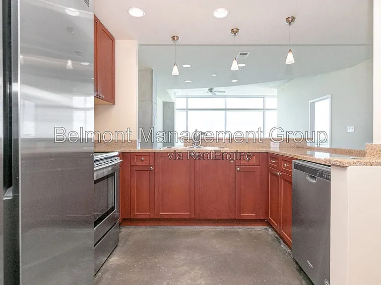 525 E Jackson St #704 — Photo 10