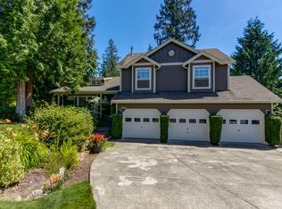 949 S Hills Dr, Bellingham, WA 98229