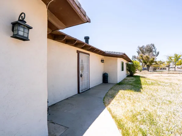 16021 Wichita Rd, Apple Valley, CA 92307