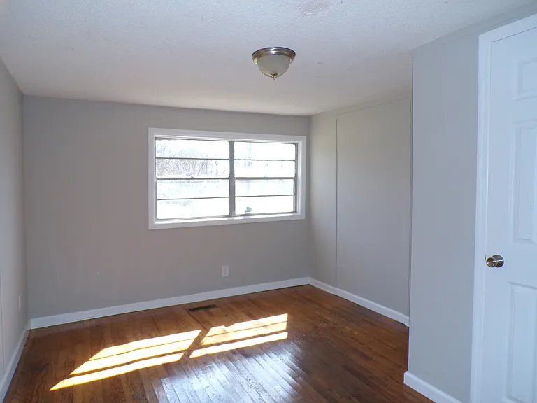 216 Kappa Ave — Photo 5