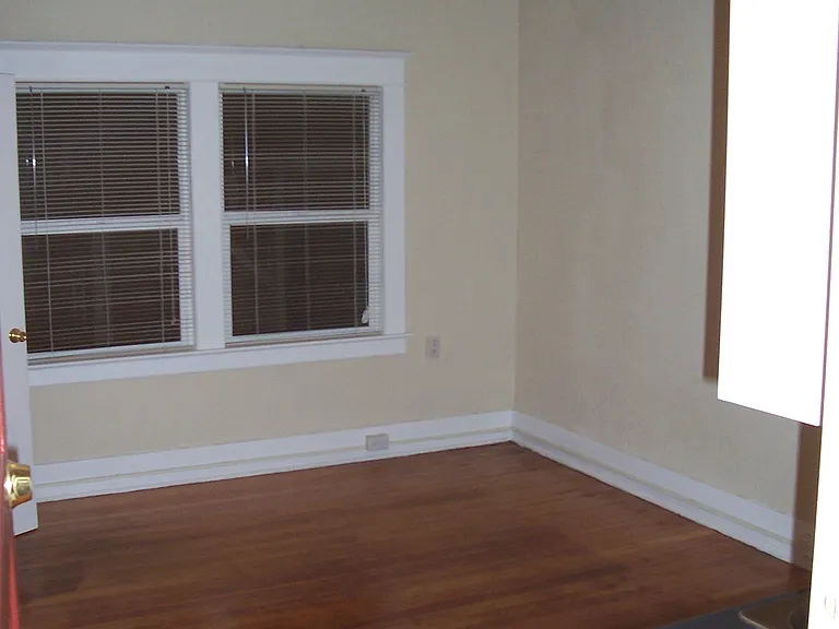 16 SW Porter St #302 — Photo 14