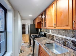 126 E 7th St APT 5B, New York, NY 10009