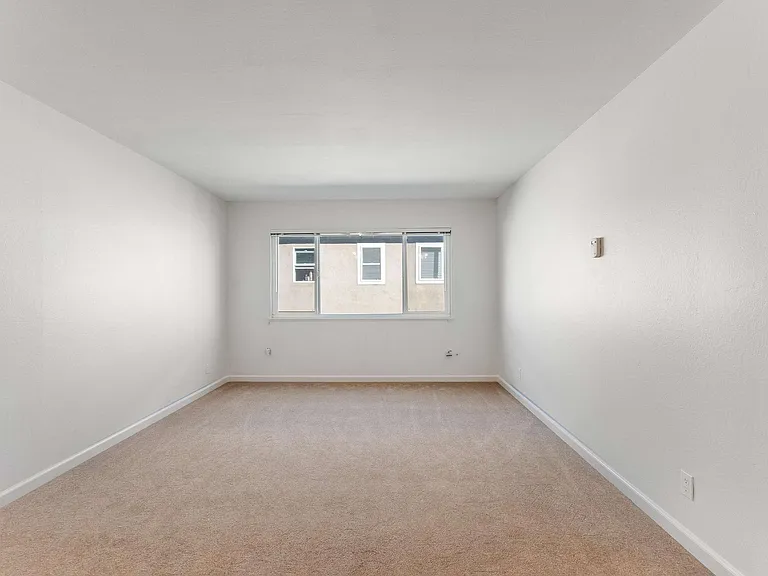 2225_Channing_Way_Unit_303 Berkeley California 16_12012022
