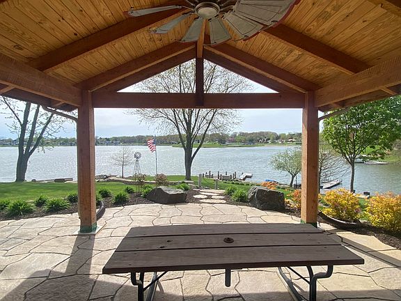 2nd image of 2493 E Lakeshore Dr