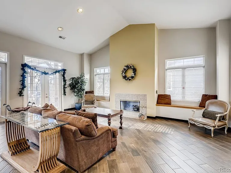 2855 Rock Creek Cir #297 — Photo 17