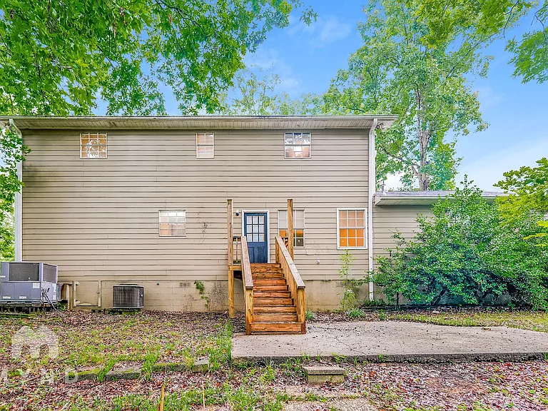 1438 Cabin Hill Rd — Photo 25