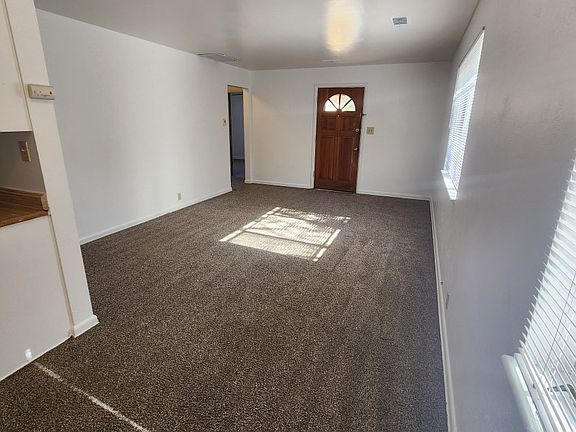 5th image of 2347 S Race St #2361
