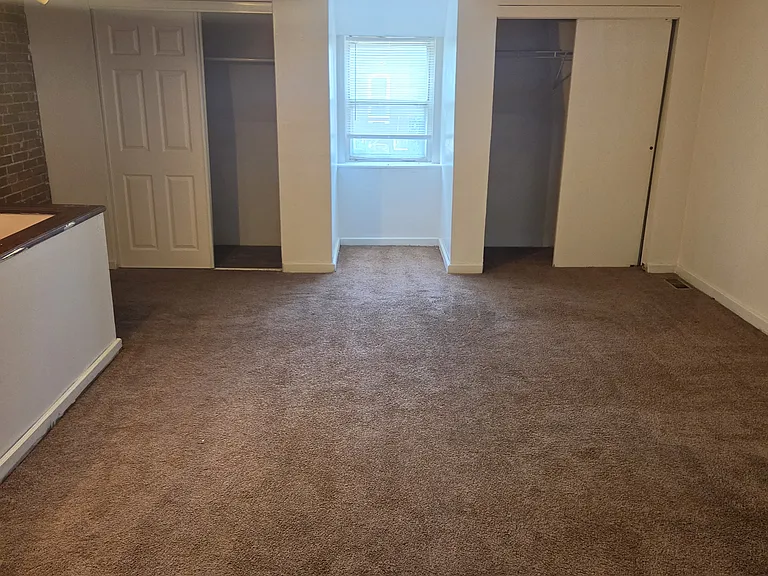 2102 Chippewa St #2 — Photo 15