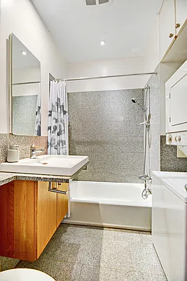 Rented by Corcoran | media 12