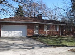 1051 Meadow Ln, Rochelle, IL 61068