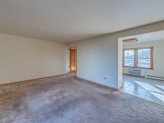 5th image of 5501 W Edmunds St APT 1C