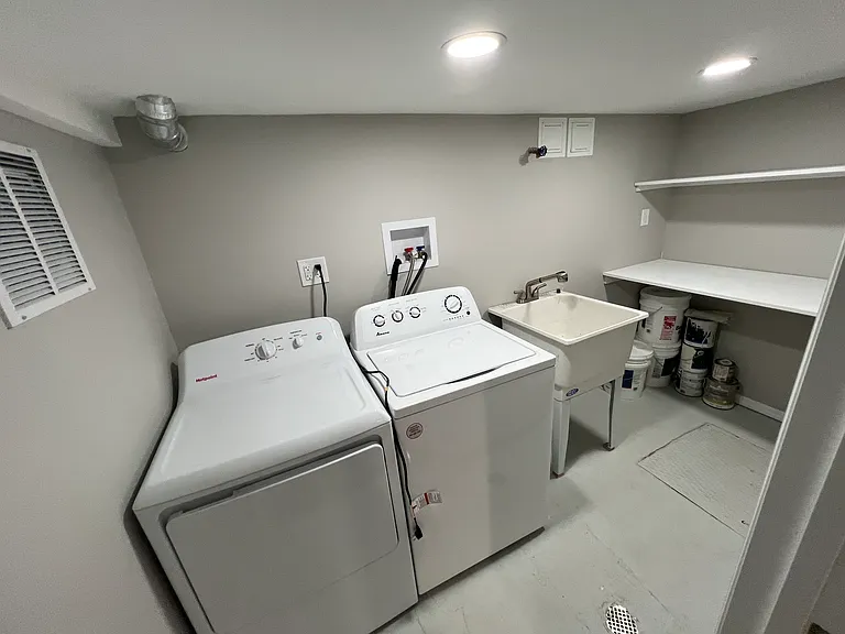 313 Frederick Ave — Photo 10