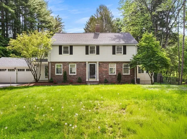 30 Meadow Dr, Sudbury, MA 01776