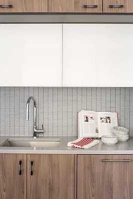 Rented by The Marketing Directors (Arias) | media 21