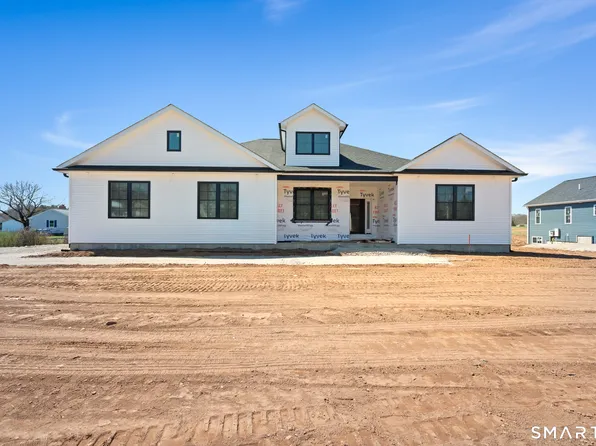 290 Gardner Street, Manchester, CT 06040