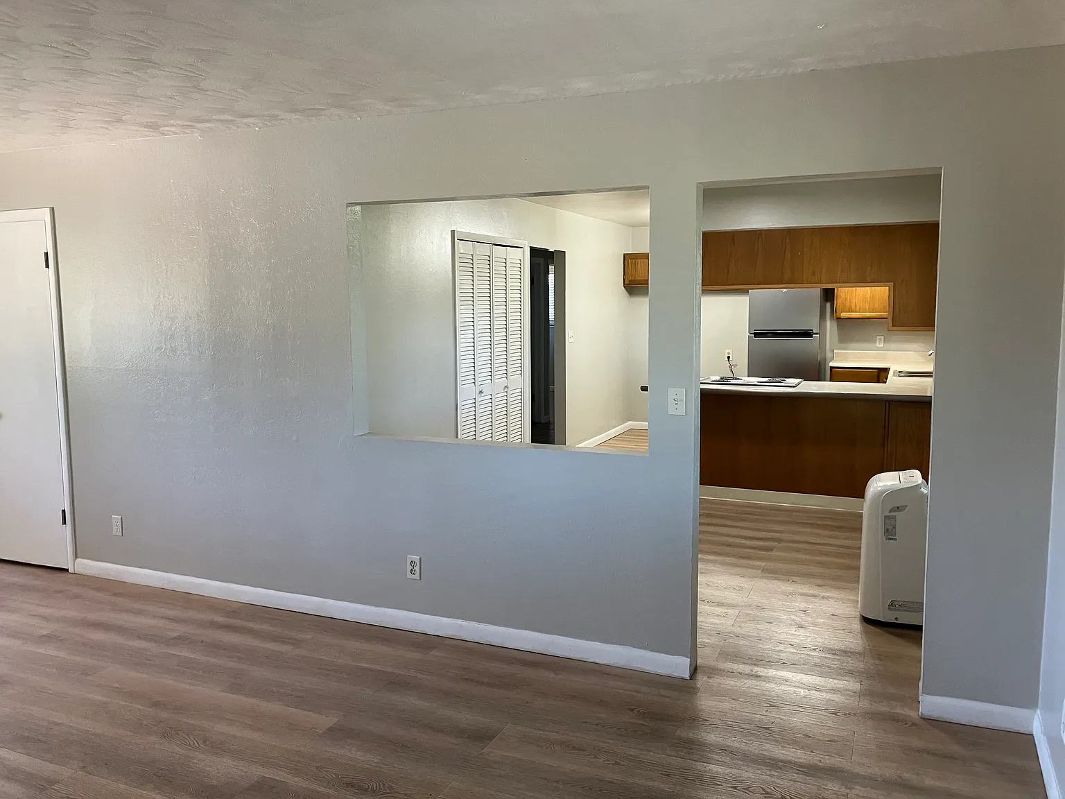 3 bed, 1700 sqft, $1,975 — Photo 3