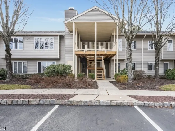 81 Westchester Ter, Clinton Twp., NJ 08801