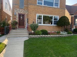 2848 N Neva Ave, Chicago, IL