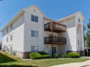 4505 1st Ave SW UNIT 9, Cedar Rapids, IA 52404