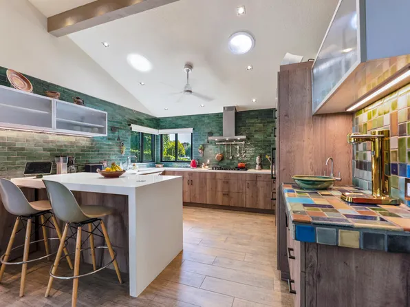 555 Camino De La Aldea, Santa Barbara, CA 93111