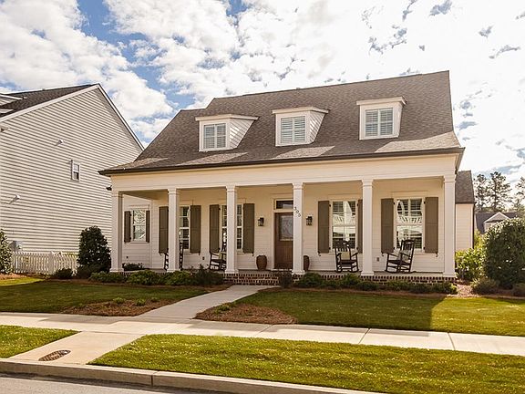 3rd image of 305 Hornsby Ln