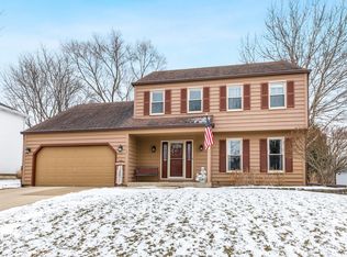 913 Timbers Trl, Saint Charles, IL 60174