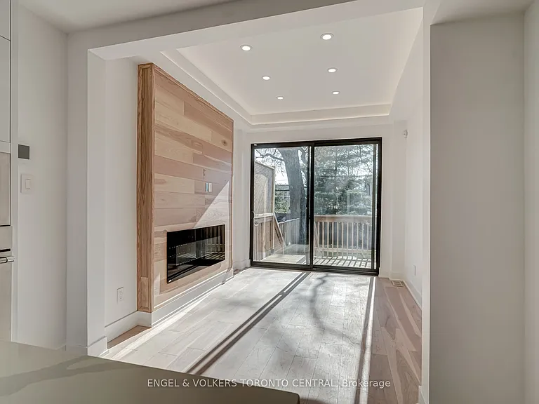 230 Willow Ave — Photo 8