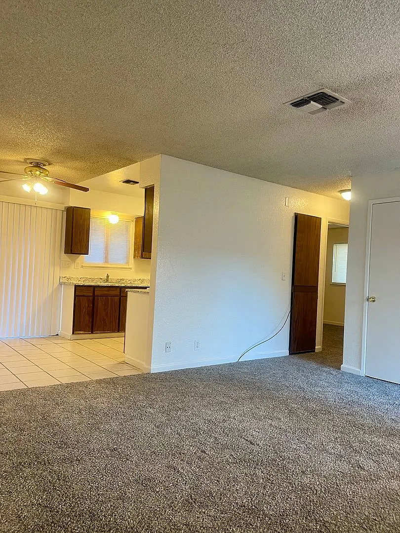 1843 Shasta Street — Photo 4