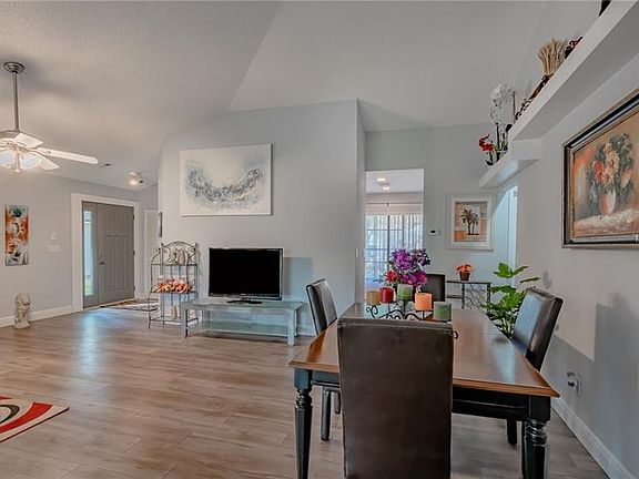 4th image of 3247 Pine Forest Dr