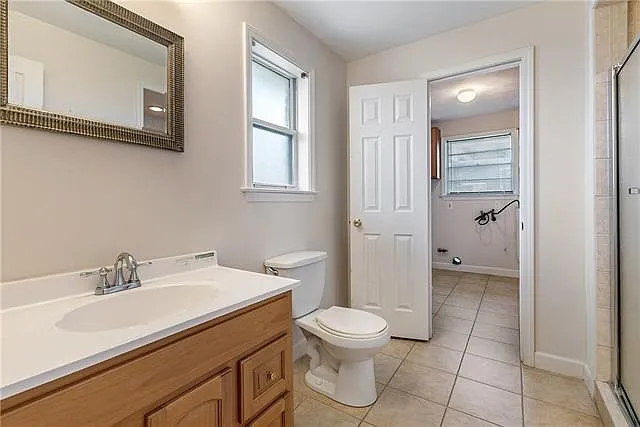 4704 Lake Louise Ave — Photo 7