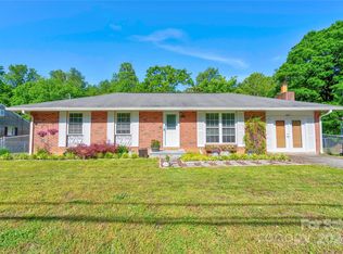 1535 Fern Forest Dr, Gastonia, NC 28054