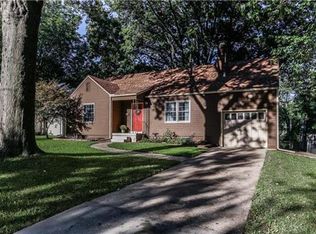 5336 Juniper Dr, Mission, KS 66205